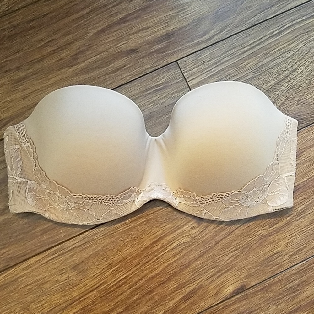 Victoria's Secret strapless bra, 32D